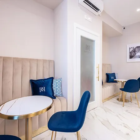 Konukevi De Matteo Luxury 4*