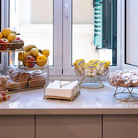 Konukevi De Matteo Luxury Napoli